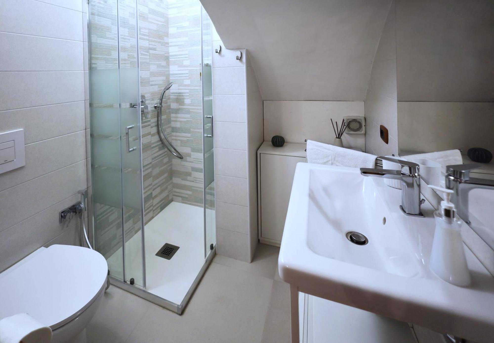 Cataneasy Rooms Ngoại thất bức ảnh