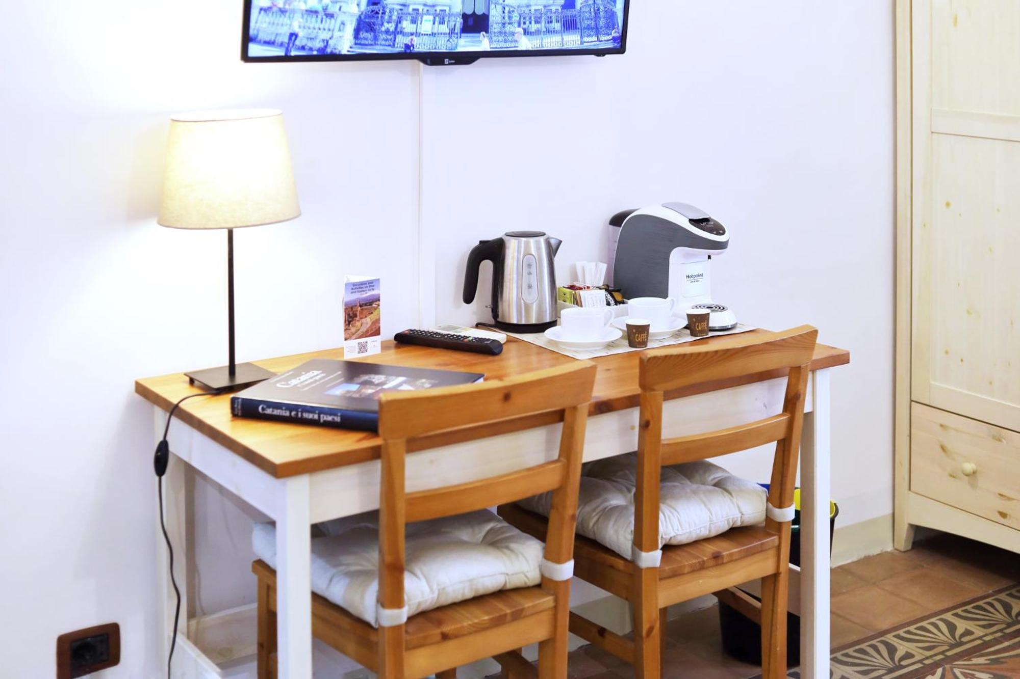 Cataneasy Rooms Ngoại thất bức ảnh